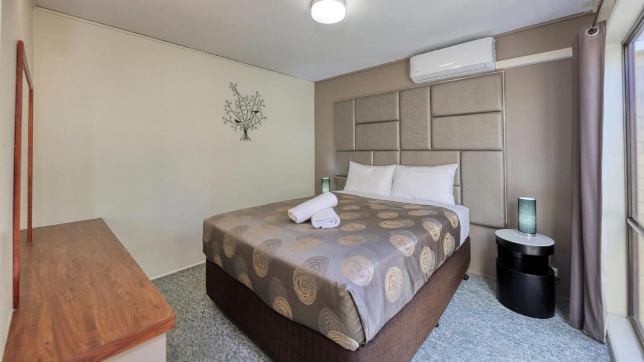 אפרטהוטל בנאלה Executive Hideaway מראה חיצוני תמונה